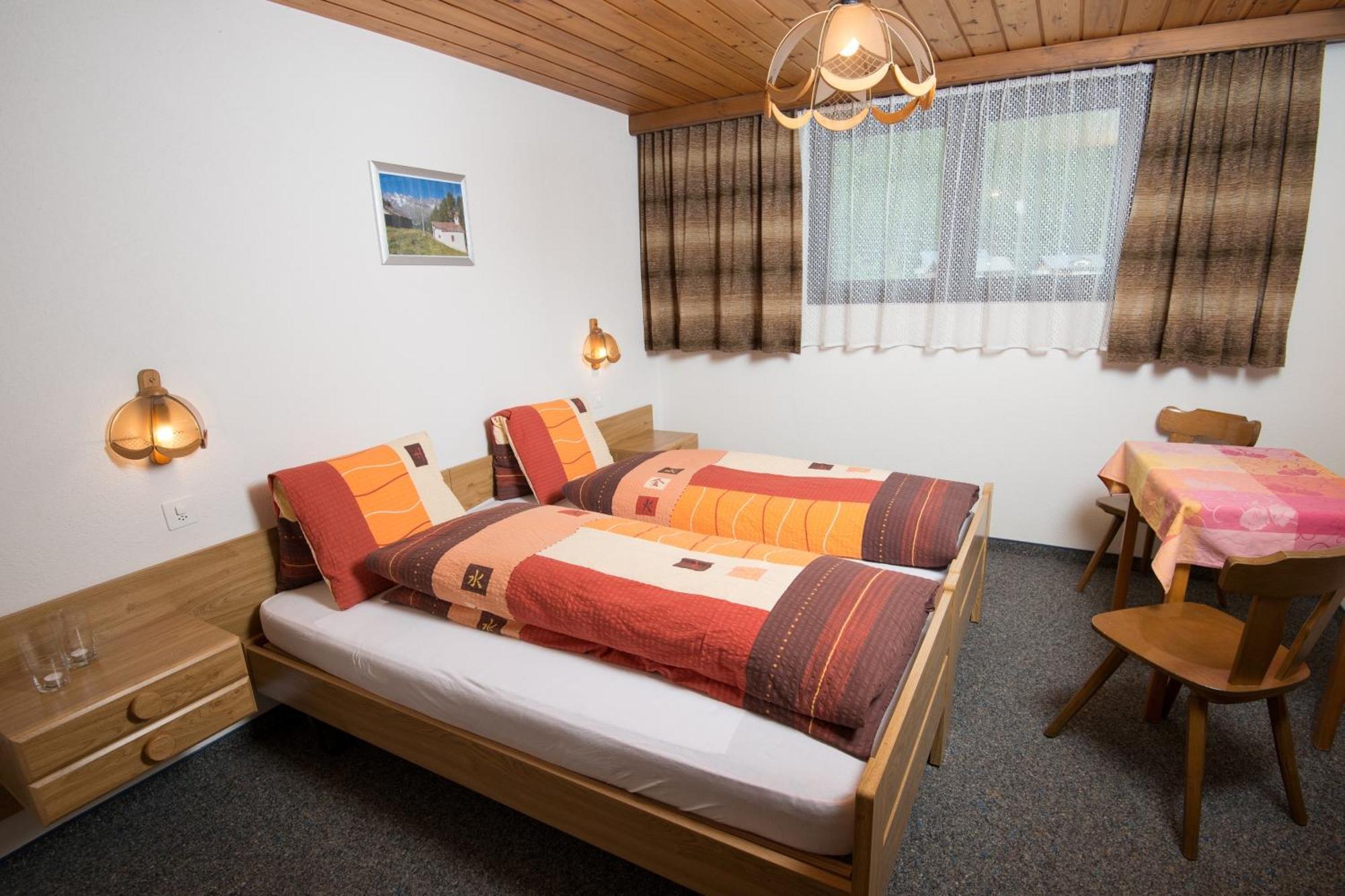 Apartament Ferienhaus Adonis Saas-Grund Pokój zdjęcie